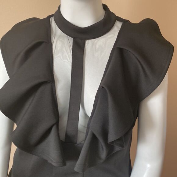 Fashion To Figure Black Ruffled Top - Size 1 - Plus Size - Picture 3 of 12